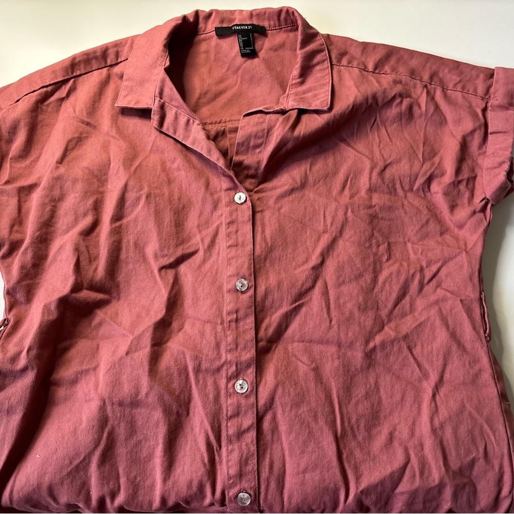 Forever 21 Casual Button Down Shirt in Pink